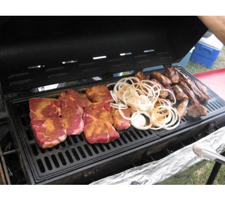 Camp Chef Deluxe BBQ Grill Box Accessory