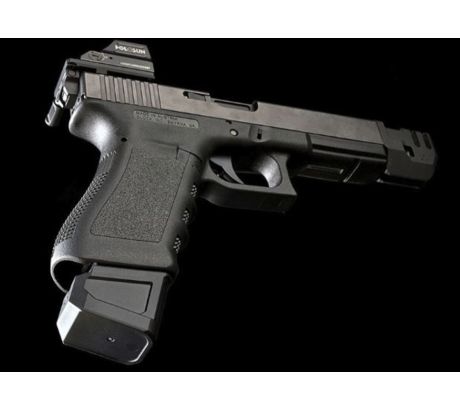 glock 17 with extended clip